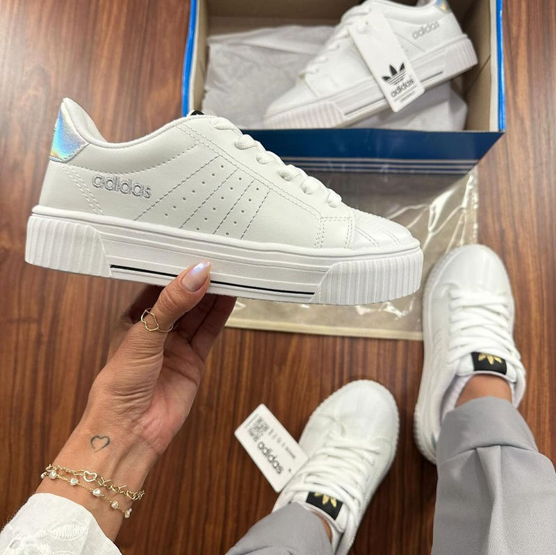 Tênis Adidas - Premium